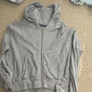 Brandy Melville zip up
